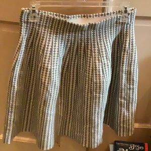 Club Monaco size M stretchy skirt.
